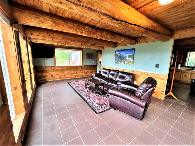 Foto del edificio - 386 Red Tail Ridge Rd