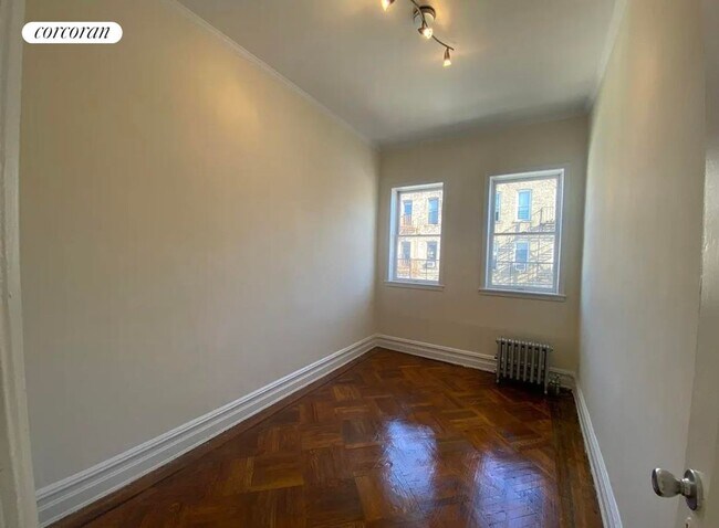 Foto del edificio - 1755 77th St