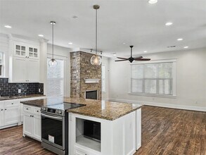 Building Photo - 603 Archer St