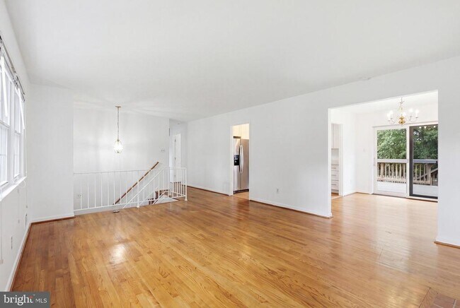 Building Photo - 6408 Kroy Dr