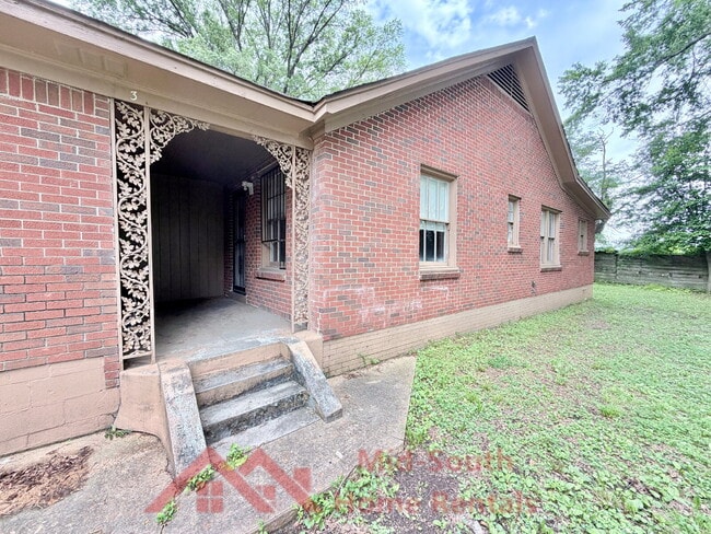 Photo - 1379 Ferguson Rd Apartment