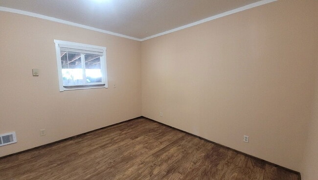 Foto del edificio - 2735 W Jay Ave
