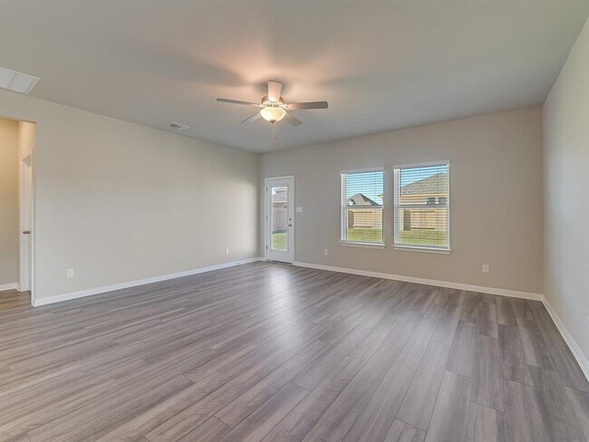 Building Photo - 109 Capella Wy