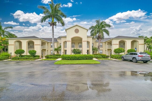 Building Photo - ** ESTERO 2/2 Stoneybrook Condo- Fully Fur...