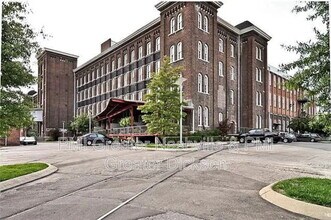 Building Photo - 1350 Rosa L Parks Blvd