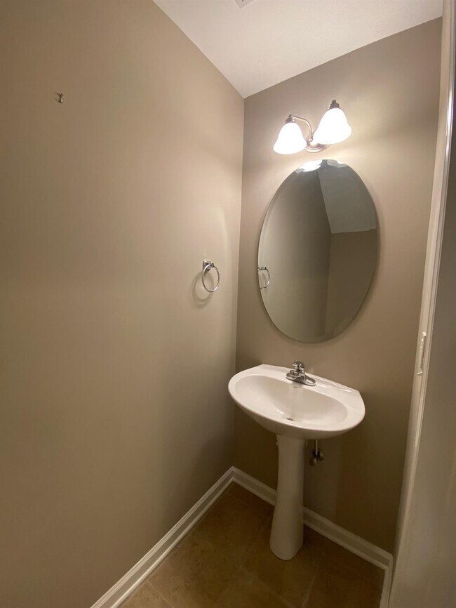 2219 Reserve Ct, Lexington, KY 40514 Townhome Rentals in Lexington KY