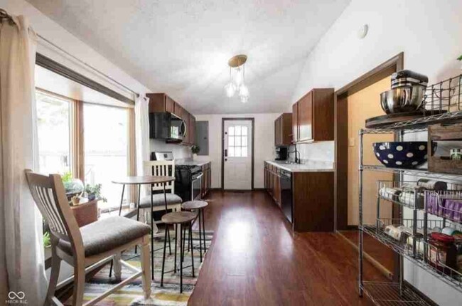 Foto del edificio - 2909 Huntsville Rd