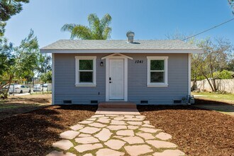 Building Photo - 1041 S Orange St