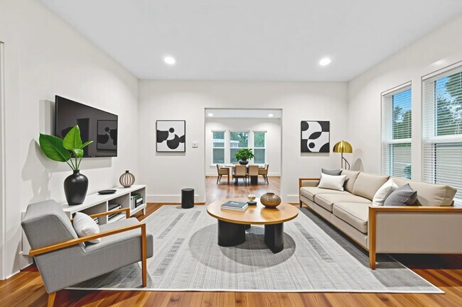 Foto del edificio - 425 E Sears St
