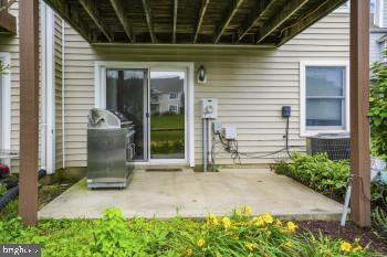 Building Photo - 312 Blenny Ln