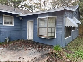 Building Photo - 2 E Sunset Dr