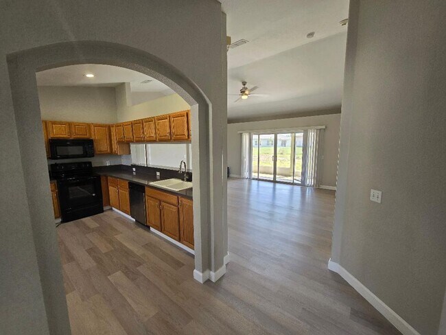 Foto del edificio - Updated 3 bed 2 bath in gated community