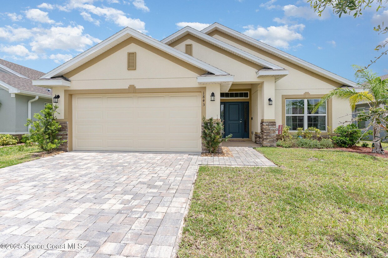 Foto principal - 1843 Middlebury Drive