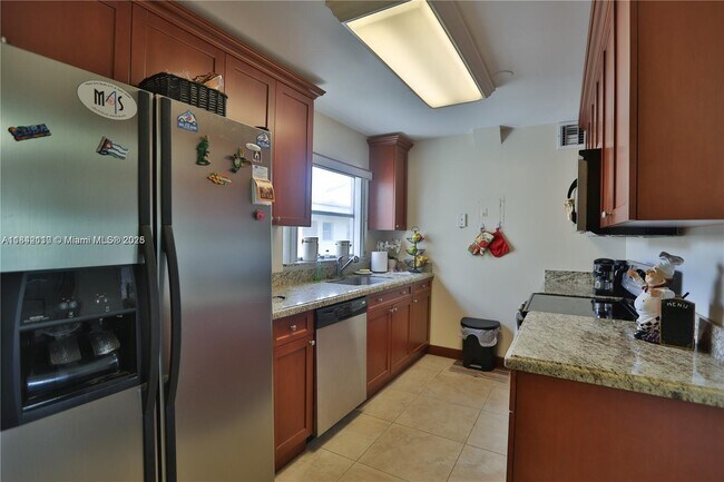 Foto del edificio - 7755 SW 86th St