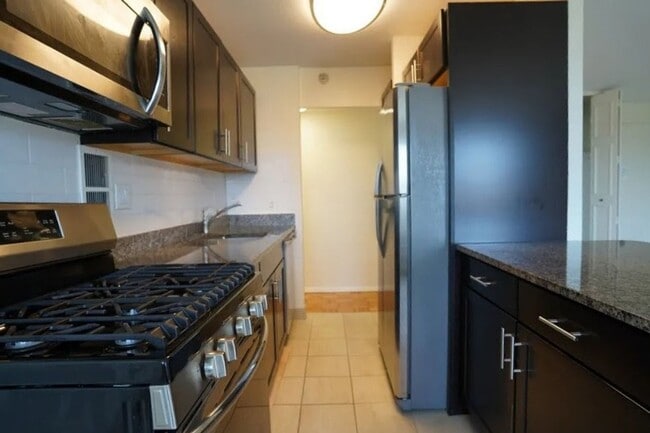Photo - Pet-Friendly, Luxury Brookline 3-Bed Near ... Apartment