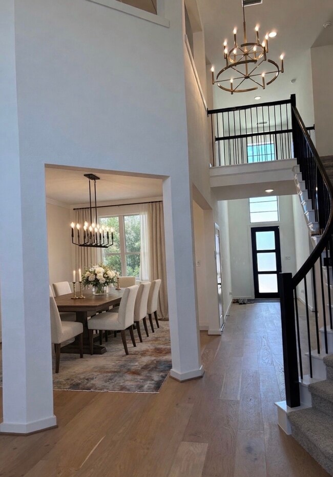 Building Photo - 10715 Verdant Hl