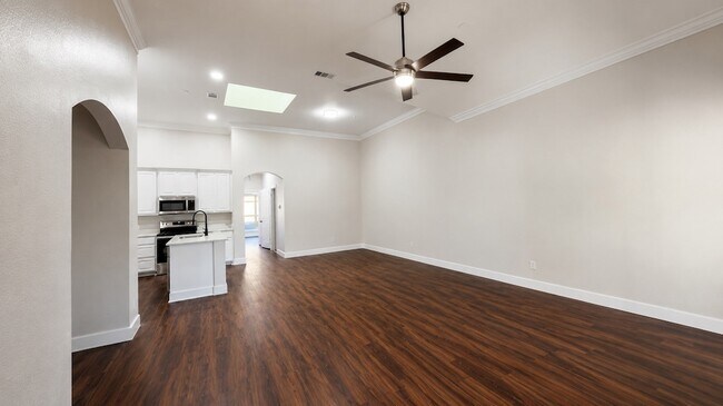 Foto del edificio - 5691 Orchard Pkwy