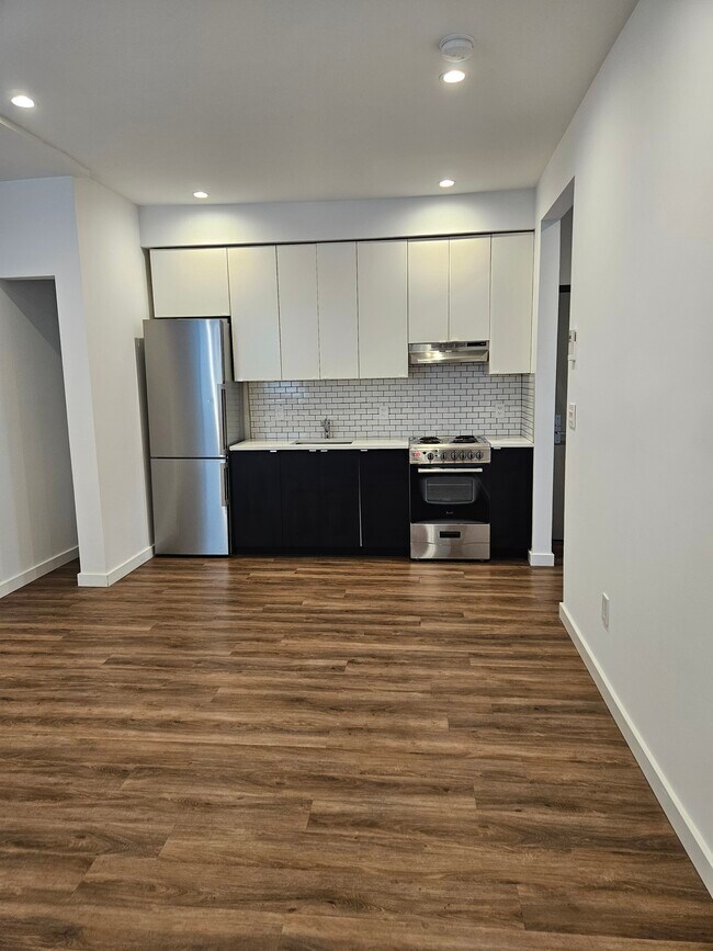 The Lofts at 135 Apartments in Babylon, NY