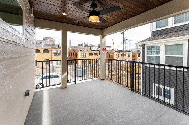 Foto del edificio - 4464 Broadway Blvd