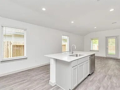 Foto del edificio - 12735 Ermine St