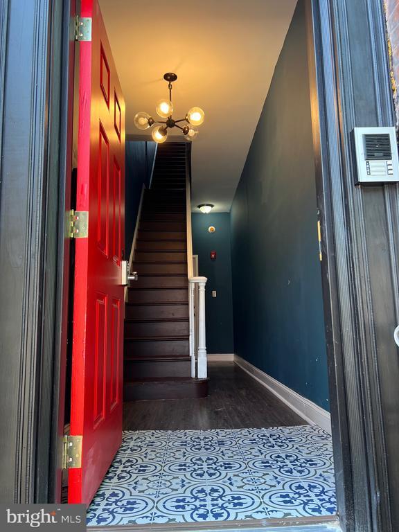 Foto principal - 1525 E Moyamensing Ave