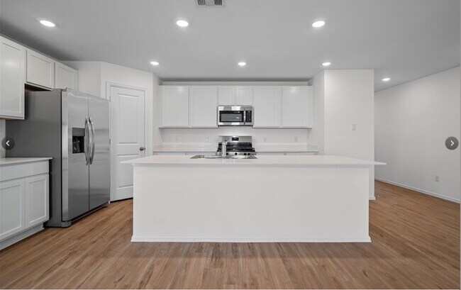 Building Photo - 5111 Sunvalley Bend Dr