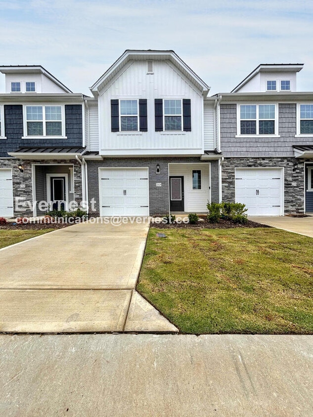 Foto principal - 2104 Willow Gln Dr