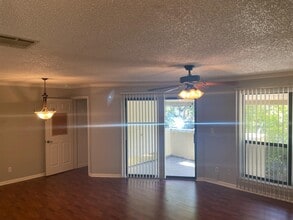 Building Photo - 11843 Braesview