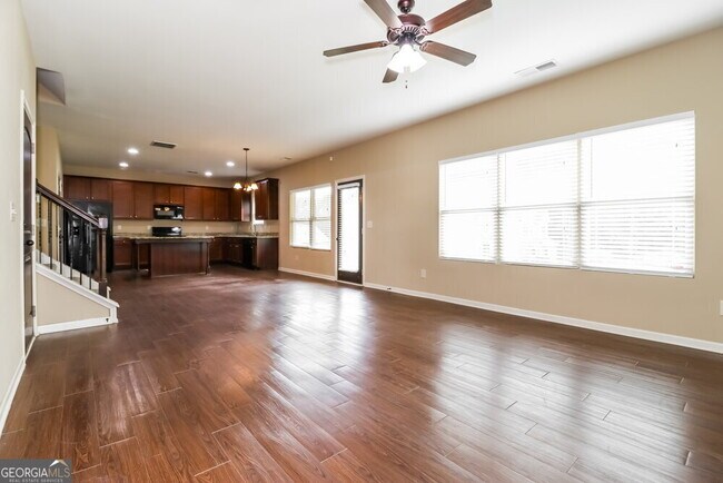 Building Photo - 2107 Juniper Ives Ct SE