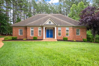 Building Photo - 11465 Pinewild Dr