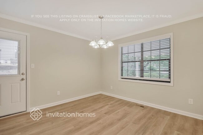 Building Photo - 2811 Dunwood Ln