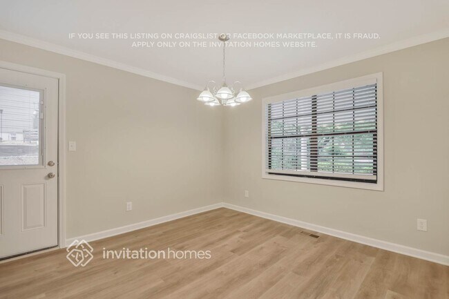Foto del edificio - 2811 Dunwood Ln