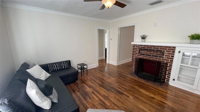 Foto del edificio - 3503 7th Ave W