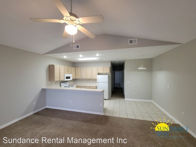 Building Photo - 2 br, 2.5 bath House - 108 Don Bishop Road...