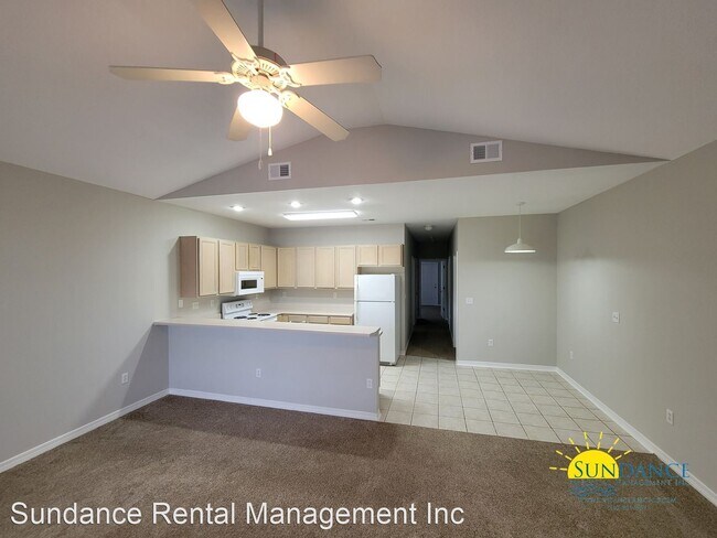 Foto del edificio - 2 br, 2.5 bath House - 108 Don Bishop Road...