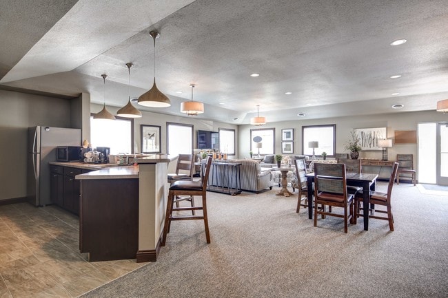 Building Photo - Oriole Ponds Apartments