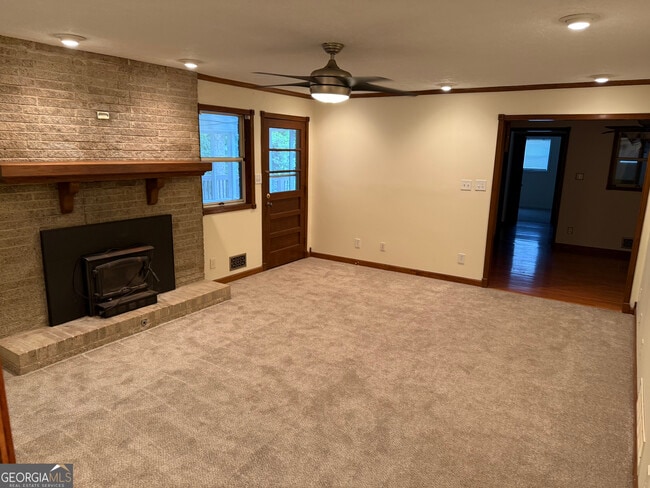 Foto del edificio - 5254 Deer Run Dr SW