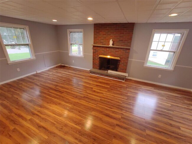 Foto del edificio - 213 Avondale Ct