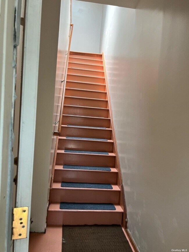 Building Photo - 145-17 105th Ave