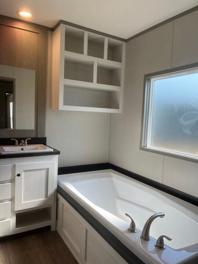 Foto del edificio - 5507 Racetrack Ln