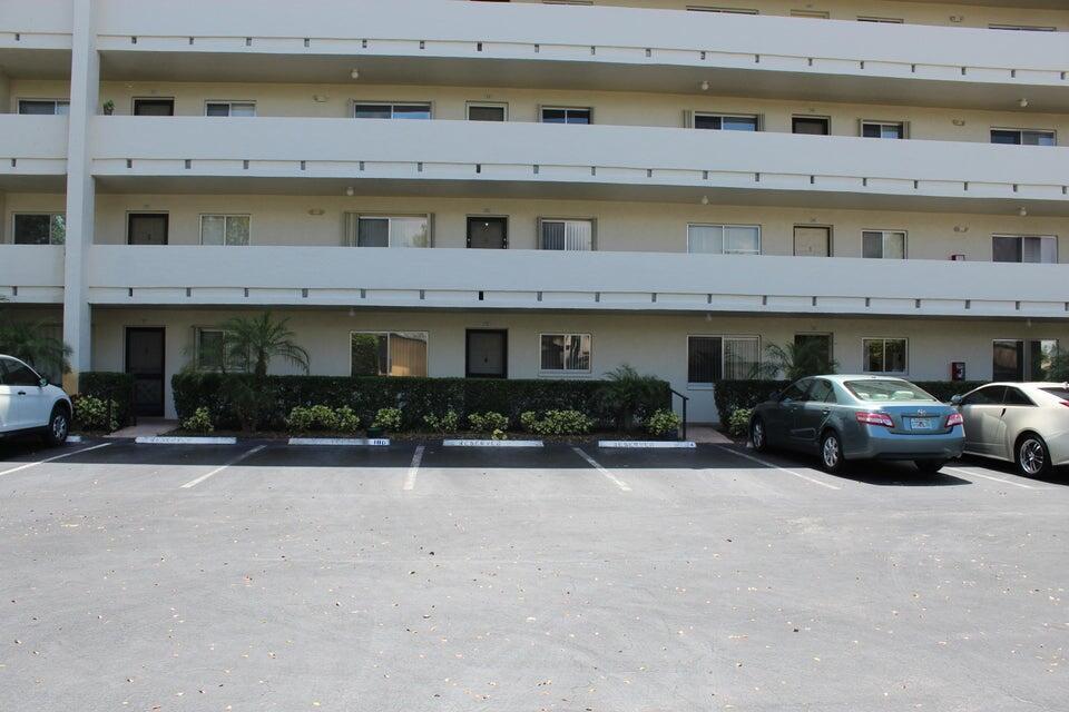 3178 Via Poinciana Unit 116, Lake Worth, FL 33467 Condo for Rent in