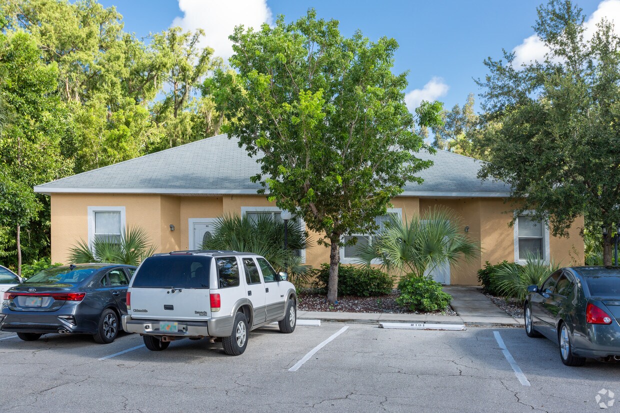 Building Photo - 11874 Corinne Lee Ct