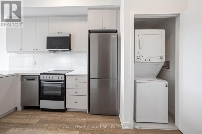 Photo du bâtiment - 51 Clarington Blvd