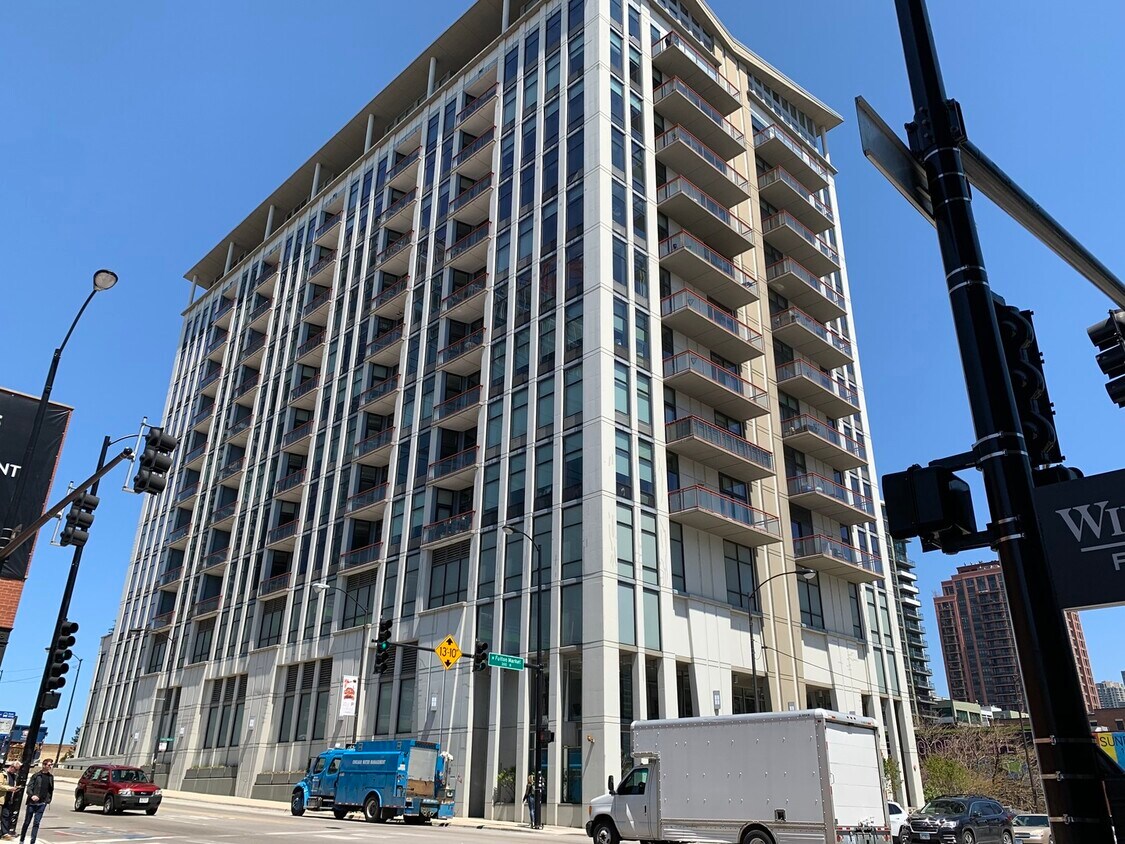 740 W Fulton St Unit 808, Chicago, IL 60661 Condo for Rent in Chicago