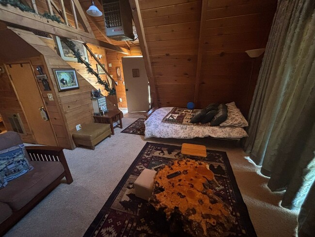 Building Photo - Charming Fully Furnished A-Frame Home with...