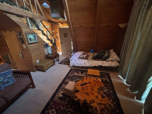 Foto del edificio - Charming Fully Furnished A-Frame Home with...