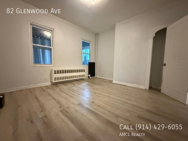 Foto del edificio - 82 Glenwood Ave