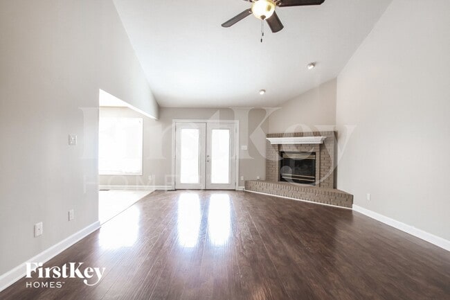 Building Photo - 6775 Anna Ct