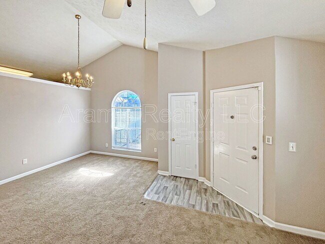Foto del edificio - 5820 Wellborn Oaks Ct