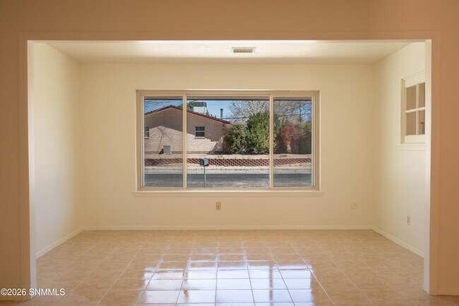 Foto del edificio - 3102 Hillsdale St